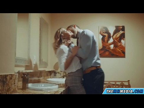 ❤️ Ke hoʻowalewale ʻia ʻoe e kahi blonde busty i kahi lumi hoʻomaha ākea ❌ paʻakikī porn ma porn haw.doujin-sexy.ru ️❤